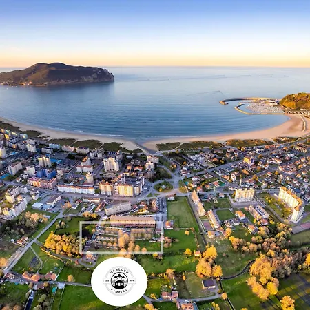 - En El Centro De A 200 M De La Playa Laredo