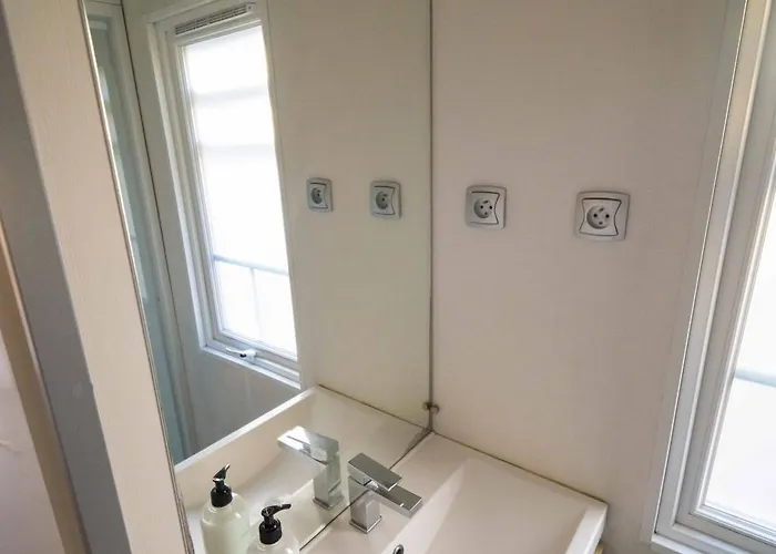 - En El Centro De A 200 M De La Playa * Laredo