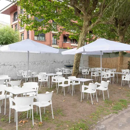 - En El Centro De A 200 M De La Playa Апартаменты *